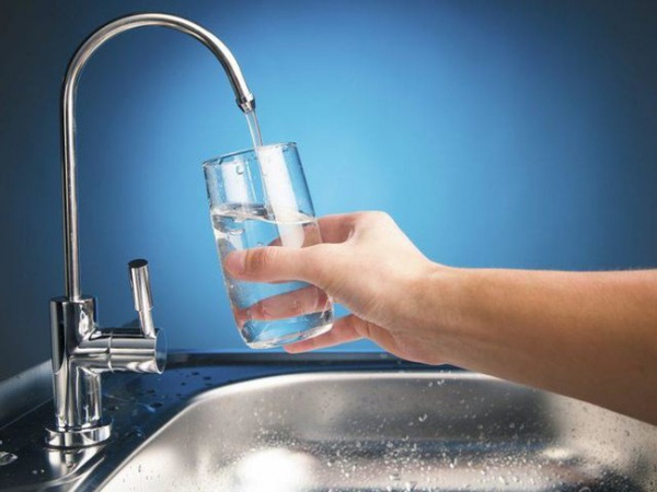 Nguồn nước sau khi lọc không còn lẫn tạp chất hay vi khuẩn gây hại 