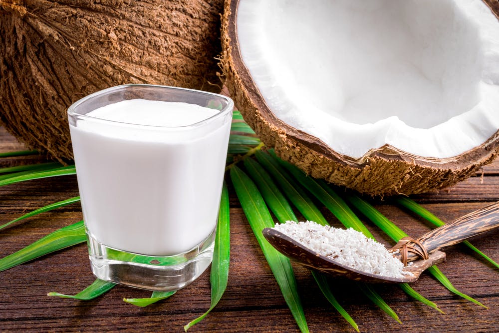 Nước cốt dừa loại nguyên chất bao nhiêu calo?