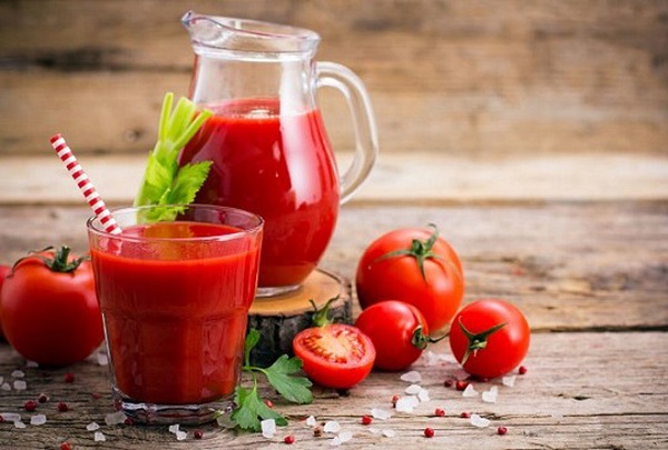 Uống nước ép cà chua tốt cho tuyến giáp