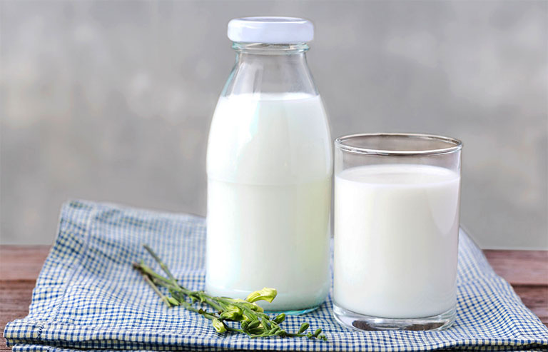 Một số loại sữa được khuyến khích dùng trước khi ngủ 