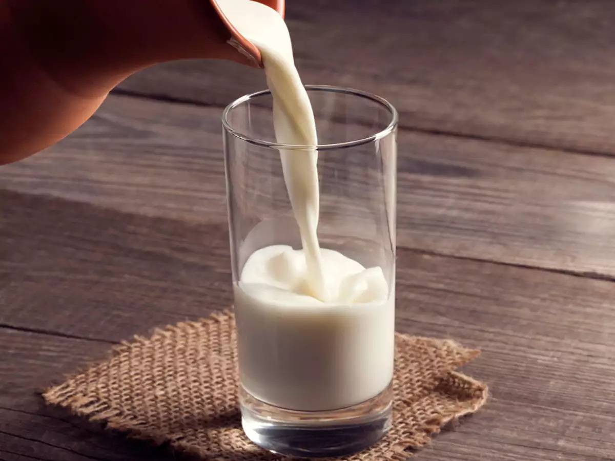 Giải đáp câu hỏi đau dạ dày có nên uống sữa hay không?