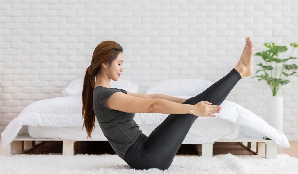 Các bài tập yoga nhẹ nhàng giúp giảm mỡ bụng Các bài tập yoga nhẹ nhàng giúp giảm mỡ bụng