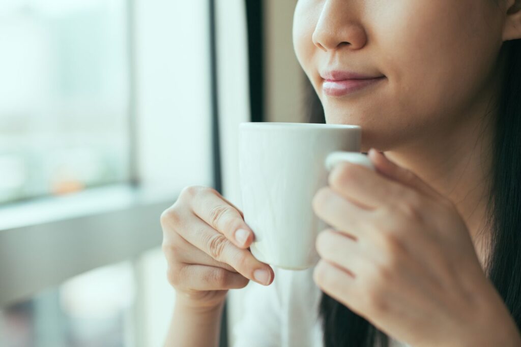 Với cafe nồng độ cao sẽ giúp tăng khả năng chịu đựng các cơn đau