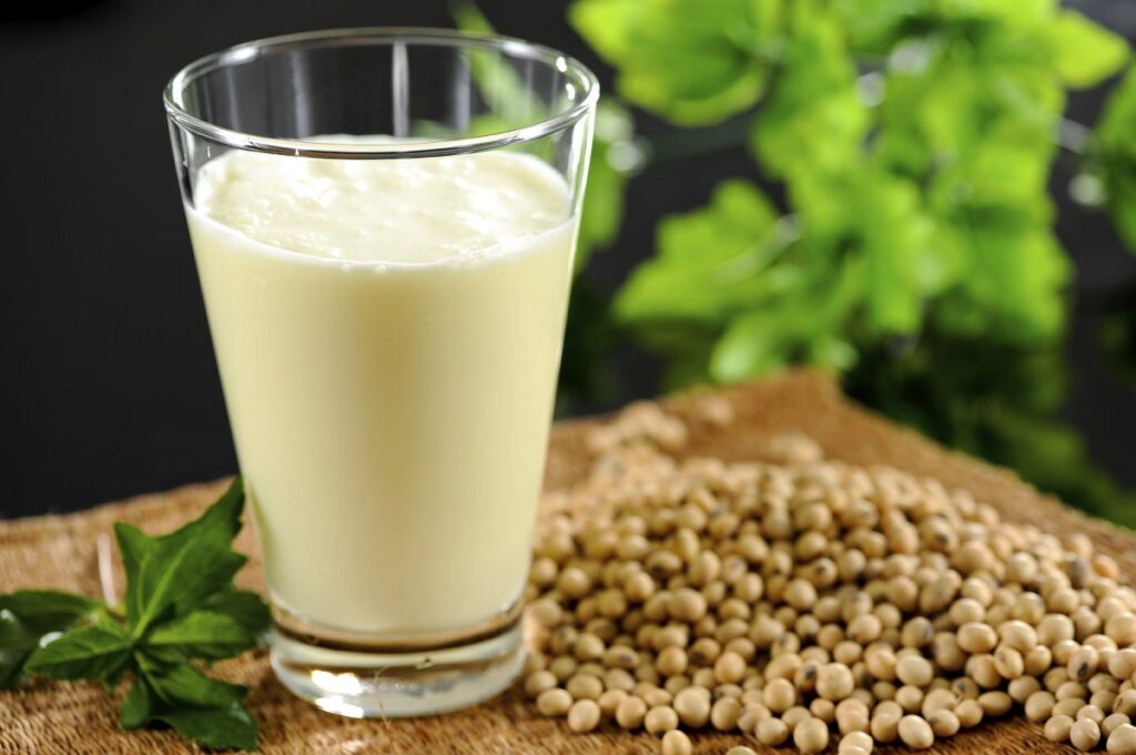 Sữa đậu nành chứa các loại vitamin và hàm lượng chất dinh dưỡng cao