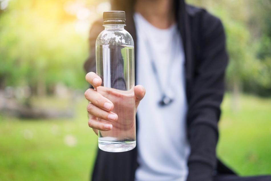 Uống nước là cách đơn giản để thúc đẩy quá trình thanh lọc của cơ thể 