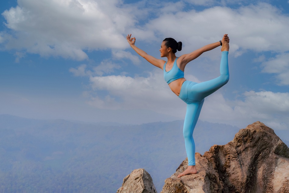 Tập yoga có thể kích thích hormone tăng trưởng dù sau tuổi dậy thì 