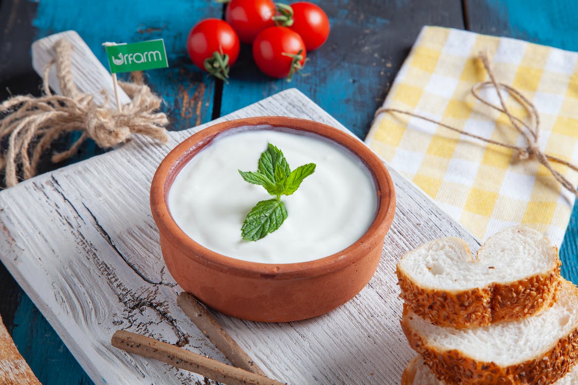 Làm sữa chua Hy Lạp với nguyên liệu đậu nành