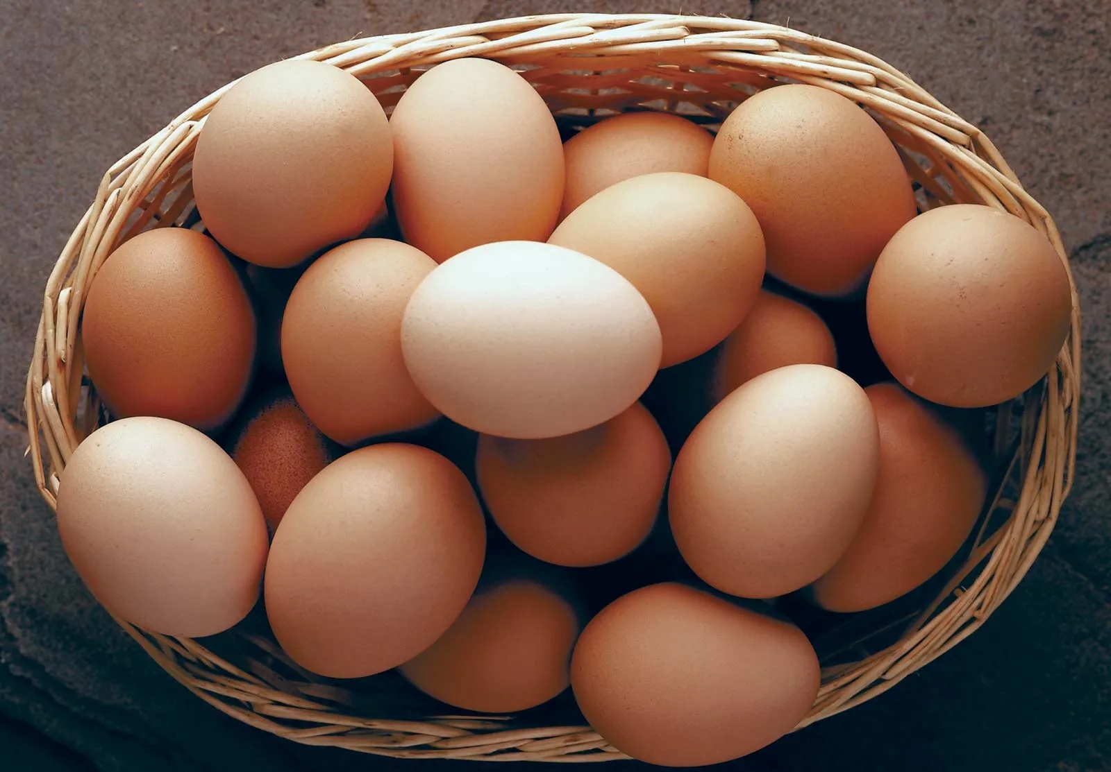Trứng là loại thực phẩm mà người bị gút nên ăn