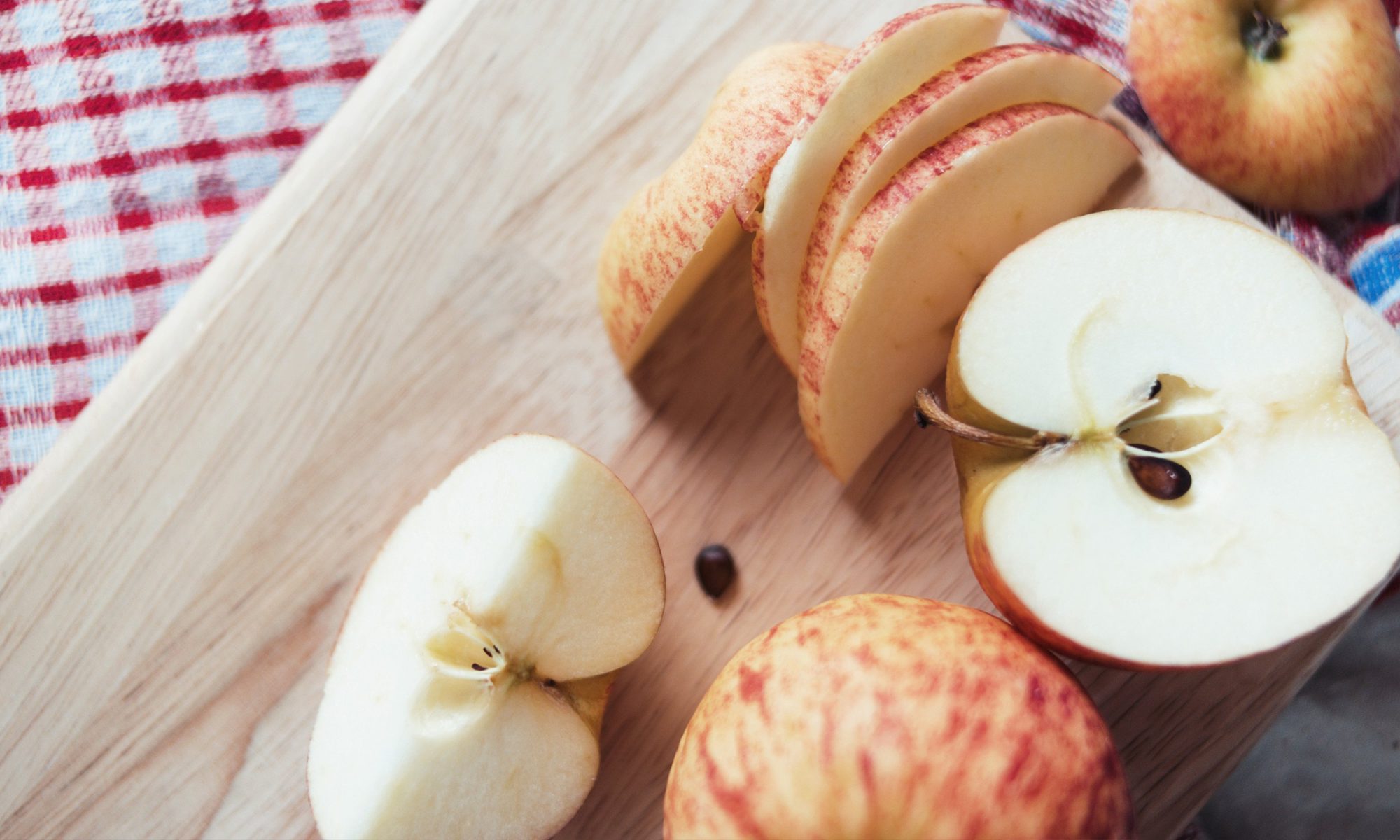 Ăn táo giúp giảm triệu chứng của người bị tiêu chảy