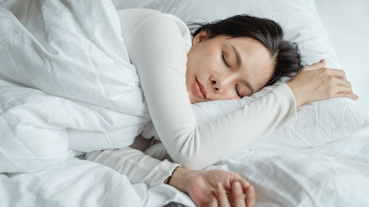Ăn ngủ đúng giờ sẽ giúp bạn có sức đề kháng tốt, cơ thể khỏe mạnh