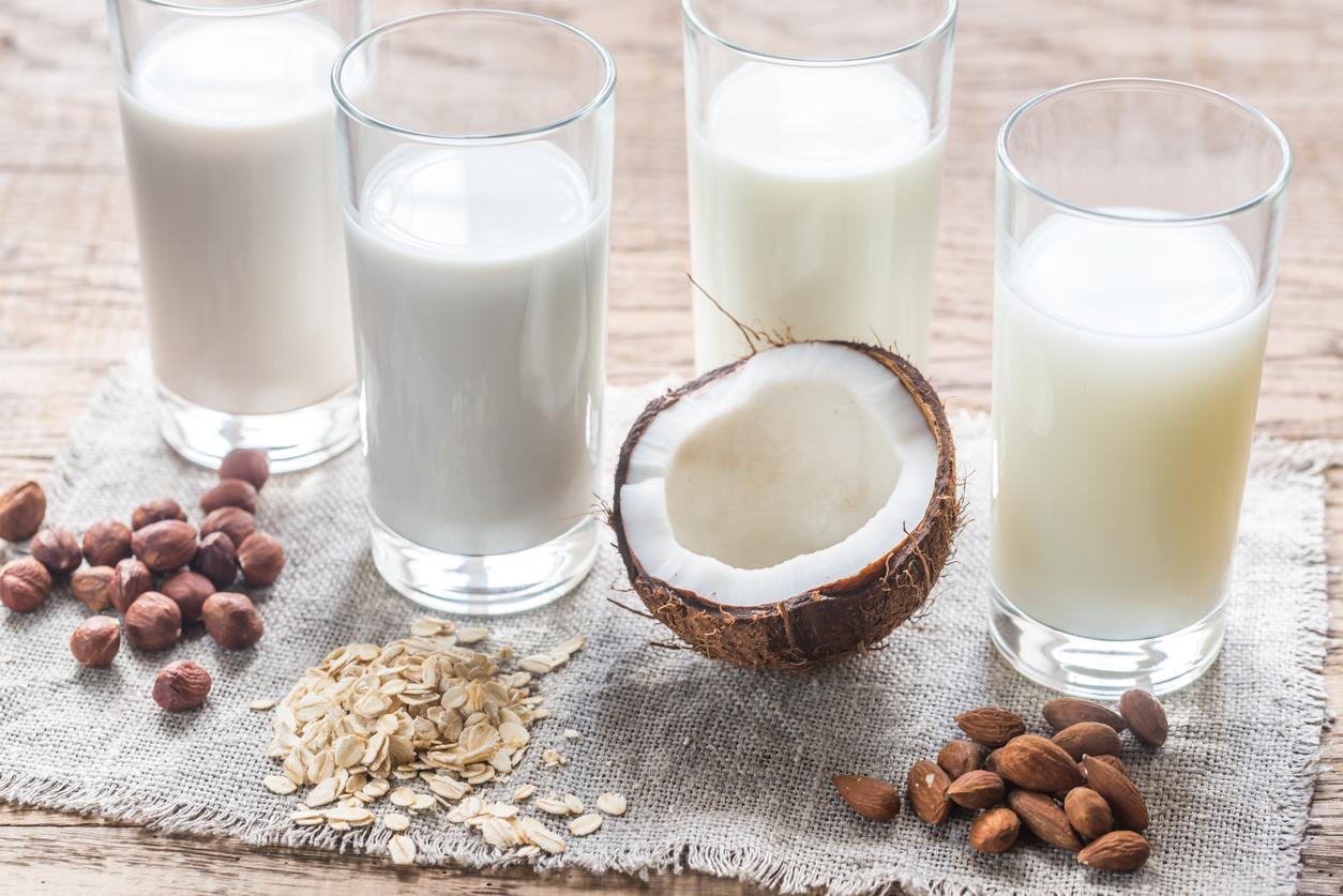 Uống sữa hạt vào buổi sáng giúp cơ thể tăng cường sức khỏe