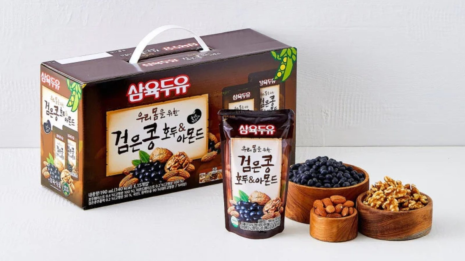 Sữa đậu đen, hạnh nhân, óc chó Sahmyook Foods