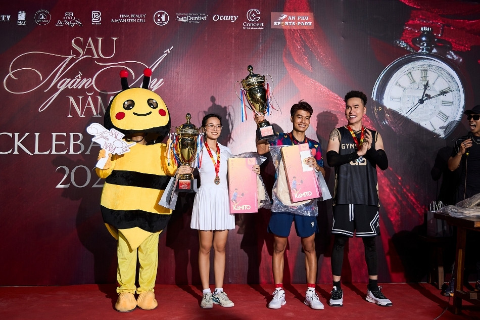 Ocany dong hanh cung ca si Ha Nhi trong giai dau Pickleball Sau Ngan Ay Nam 3