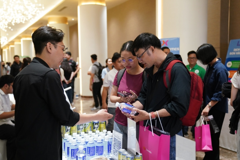 Ocany tai su kien Offline Activities for Branding LAZADA 4 1